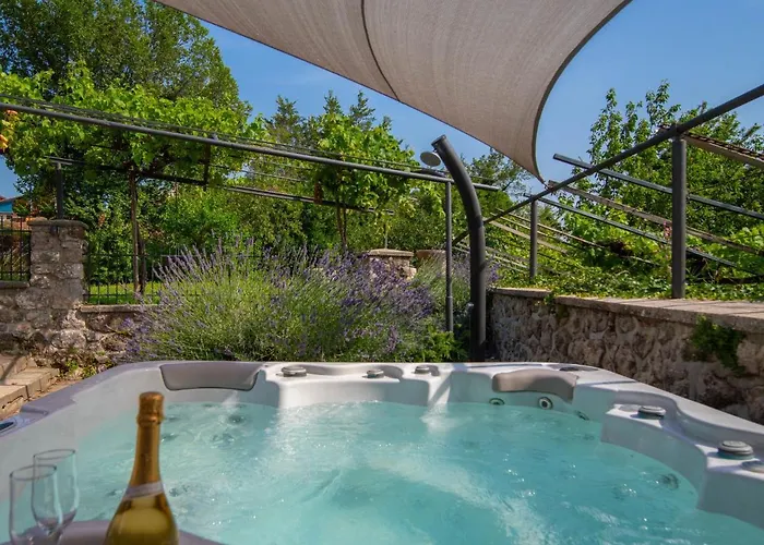 Dedina Srica By Interhome